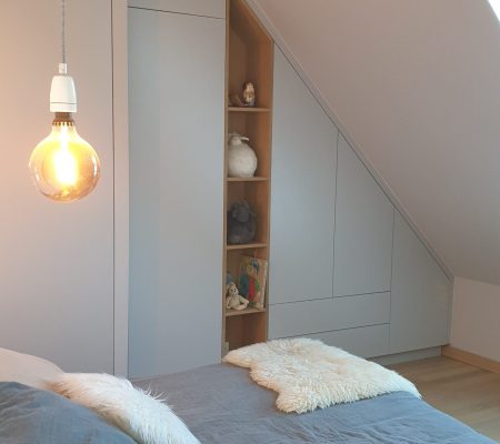 aménagement des sous pentes avec des rangements