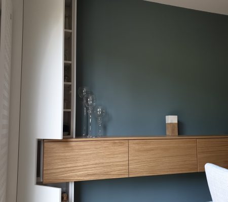 des rangements en bois